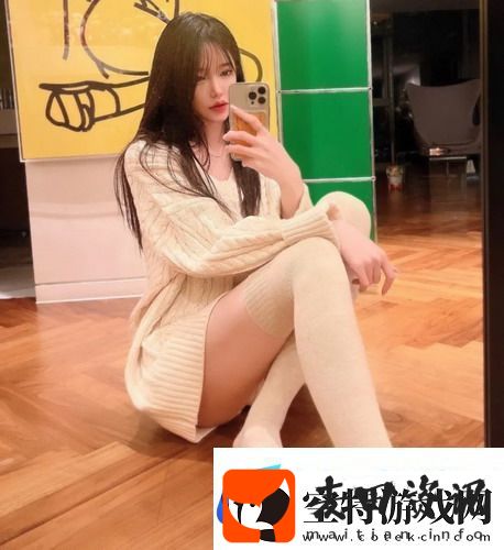瞒着老公加班的HR