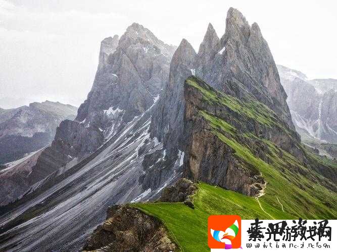 欧美真人性野外做爰