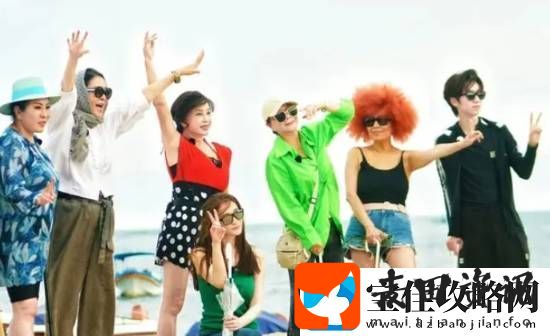 74岁刘晓庆穿泳装录节目
