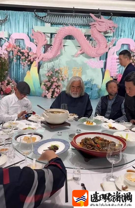 73岁张纪中为四胎女儿办满月宴